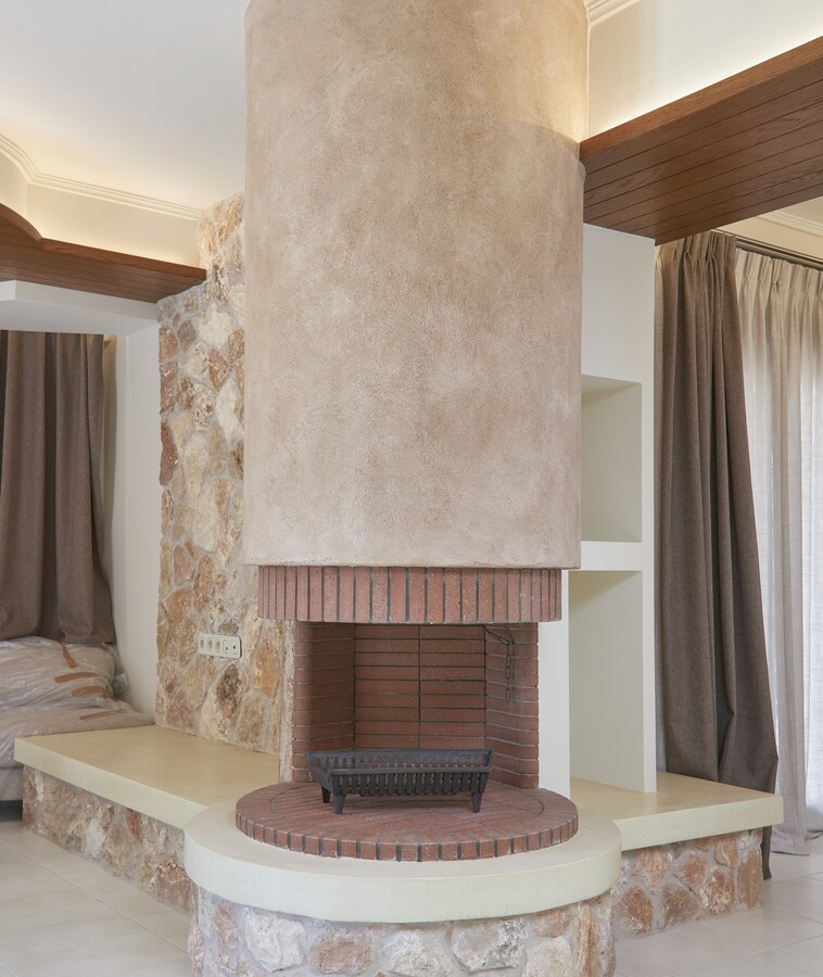 4-bedroom Maisonette In Thermi, Greece (209 M²)