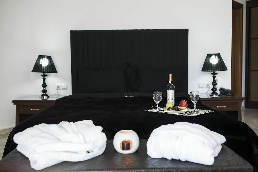 Hotel In Florina, Greece (4.500 M²)