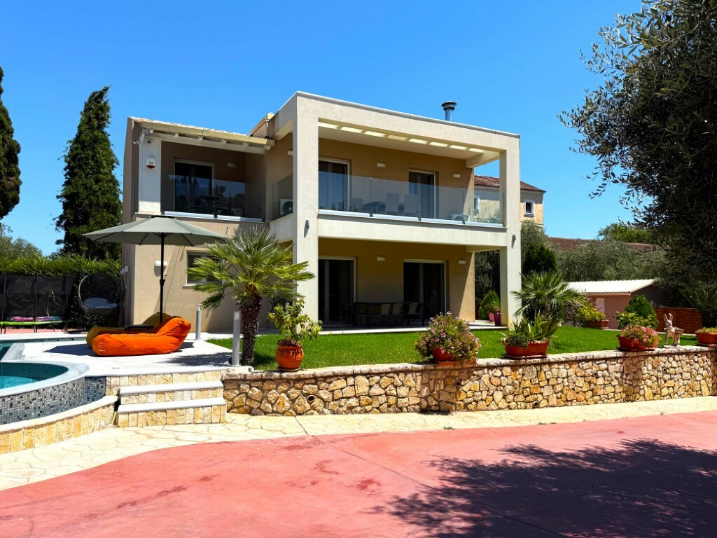 3-bedroom Villa In Corfu, Greece (230 M²)
