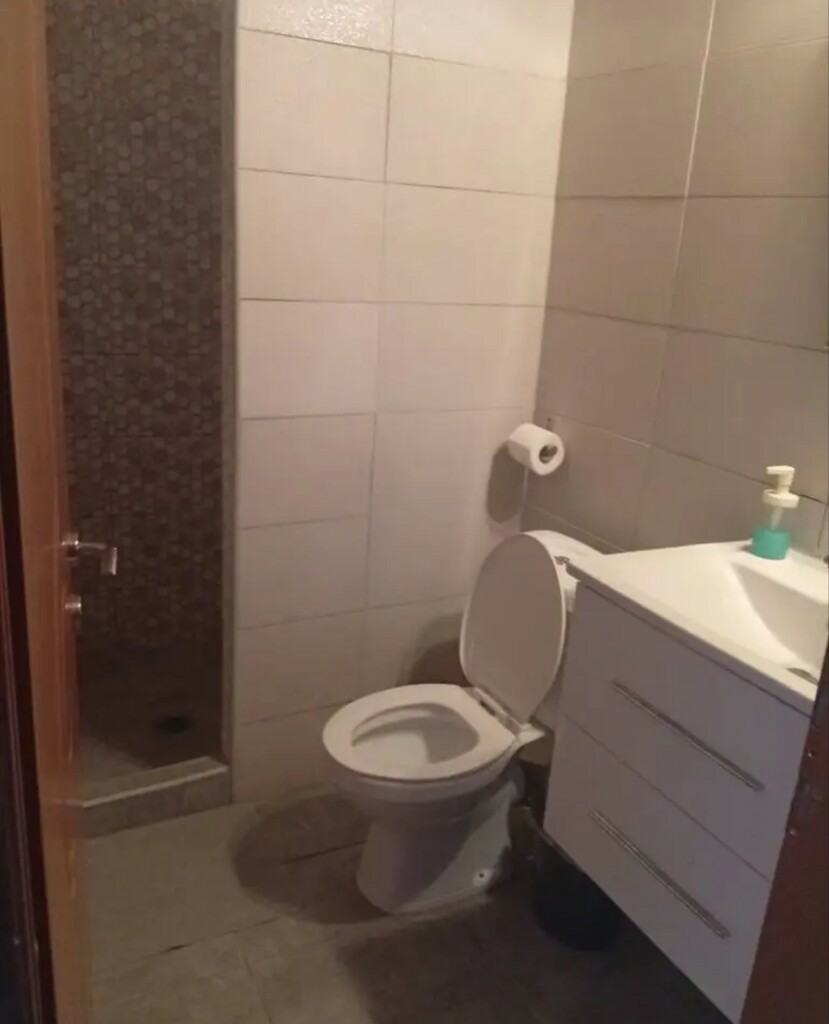 4whdx2im5fs-d8f12c 2-bedroom Flat In Center Of Thessaloniki, Greece (60 M²)