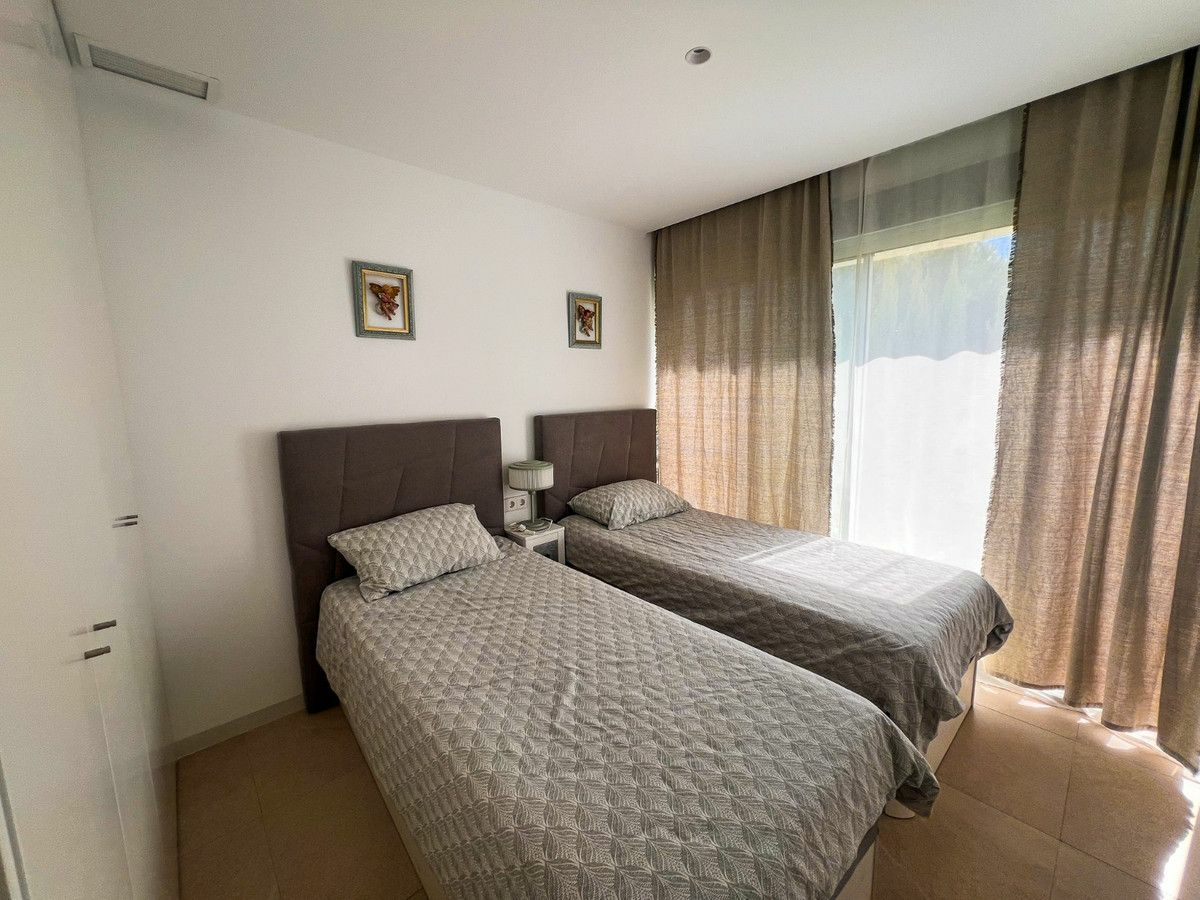 2-bedroom Apartment In Orihuela Costa, Spain (78 M²)