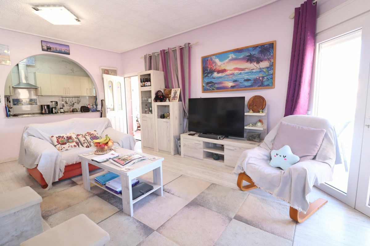 3-bedroom Villa In Benijofar, Spain (102 M²)