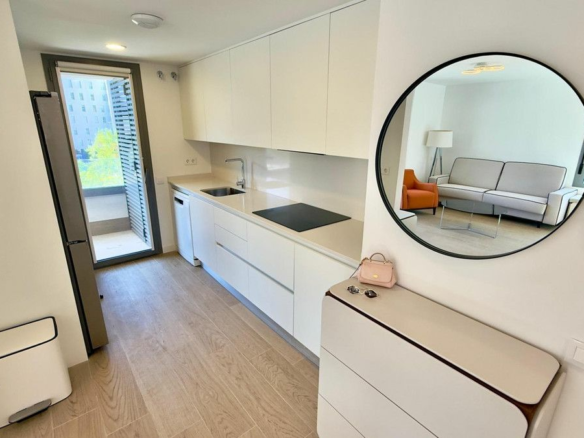 3-bedroom Apartment In Alicante, Spain (104 M²)