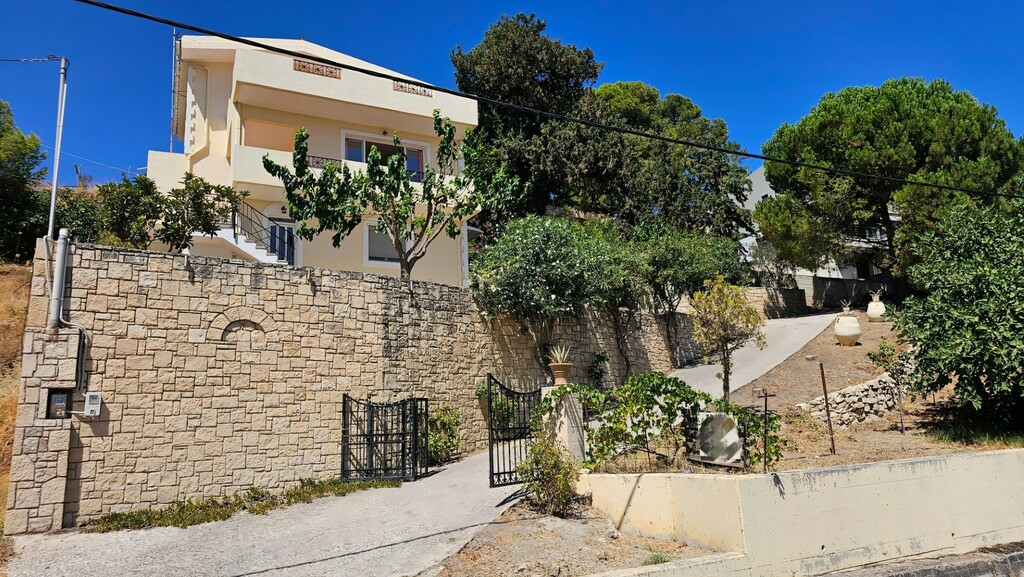 Detached House 247 M2 In Gorgolaini, Greece
