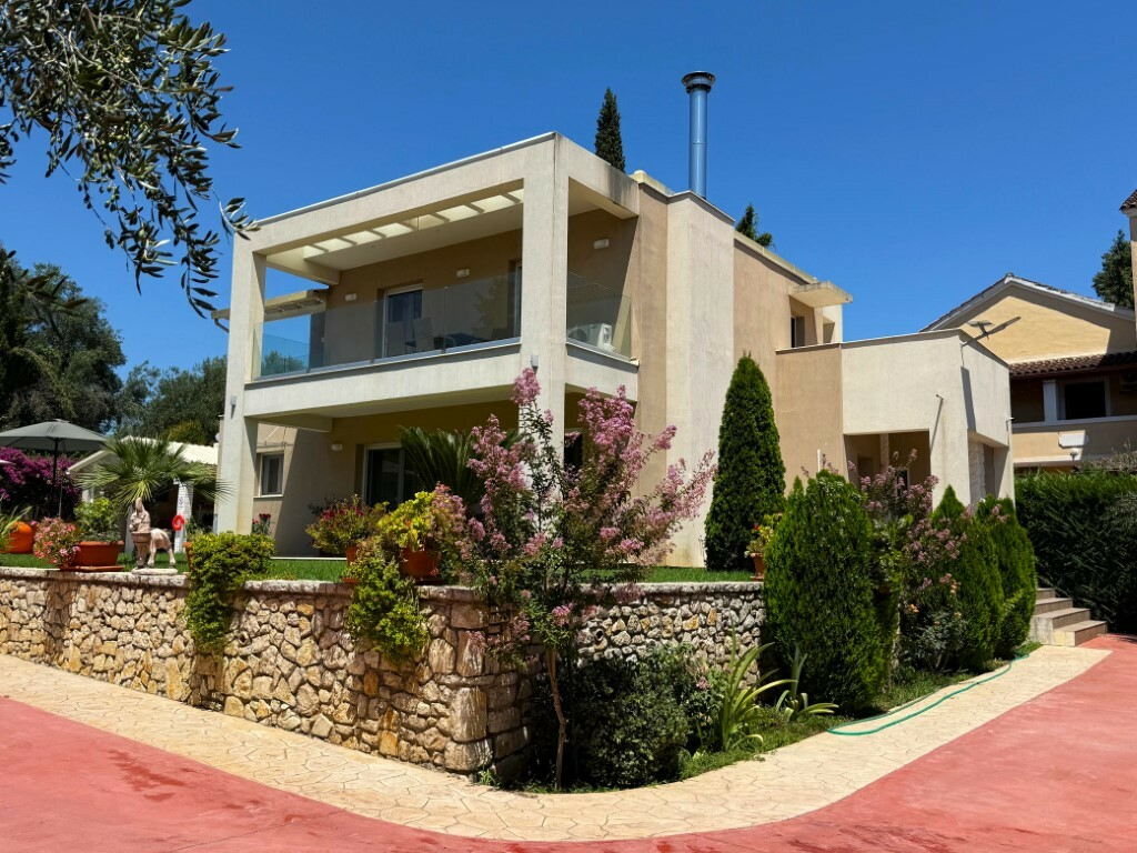 3-bedroom Villa In Corfu, Greece (230 M²)