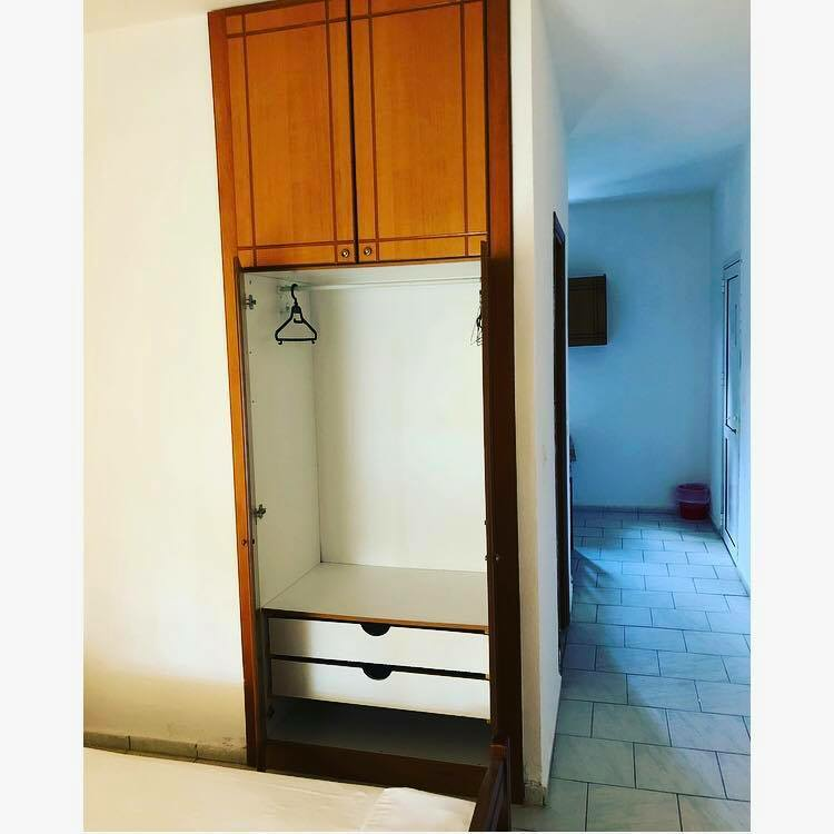 Hotel In Sithonia, Greece (500 M²)