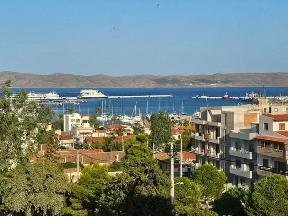 Flat 118 M2 In Lavrio, Greece