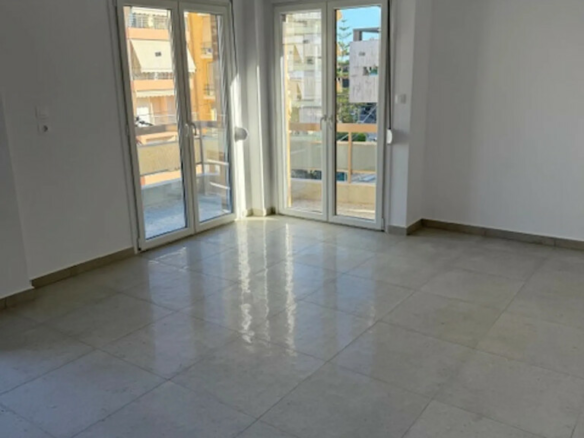 Flat 98 M2 In Alimos, Greece