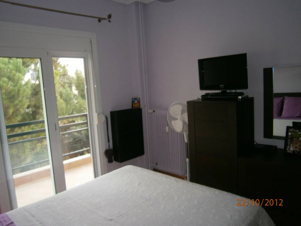 Flat 71 M2 In Voula, Greece