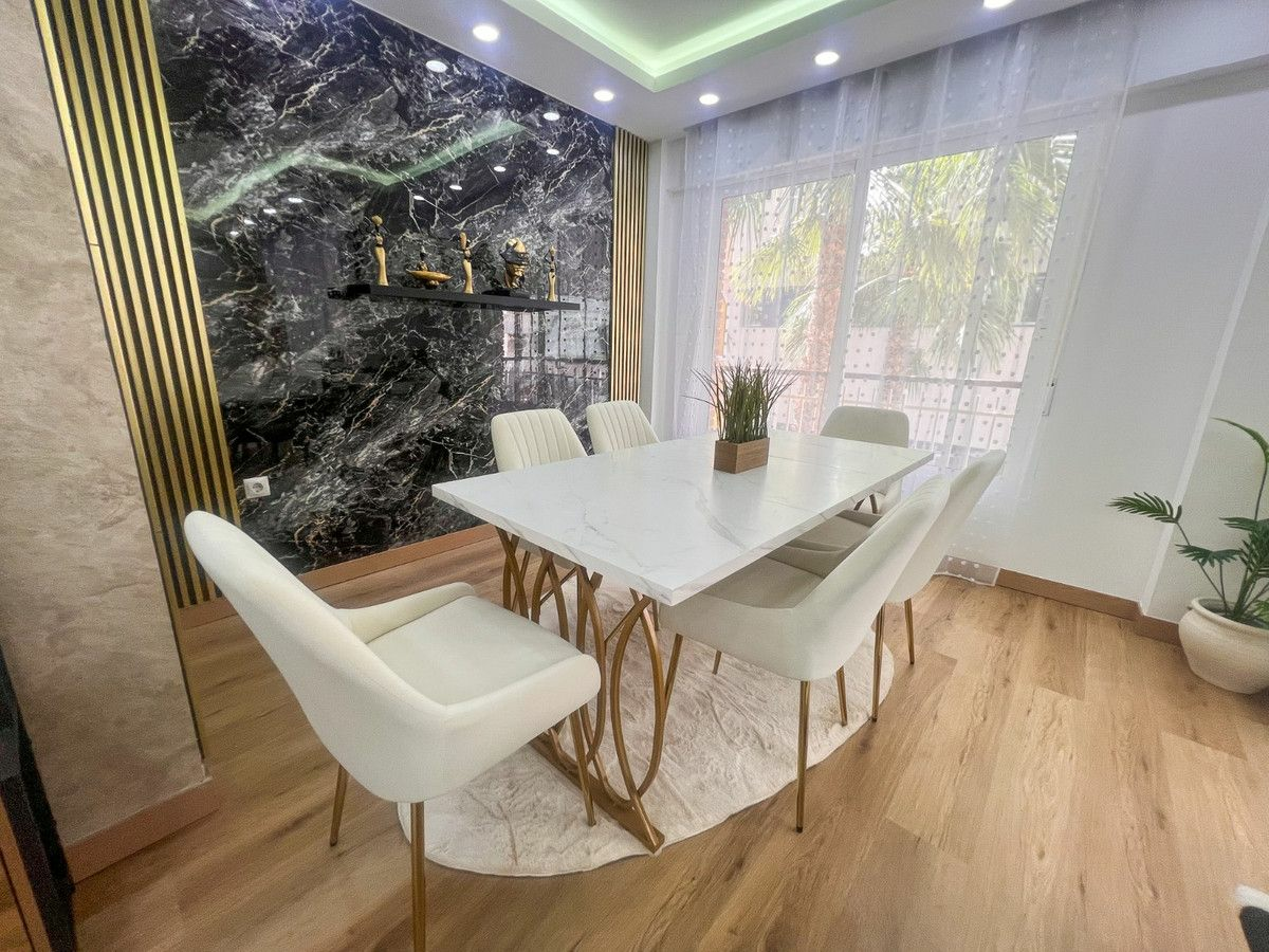 4-bedroom Apartment In Torrevieja, Spain (132 M²)