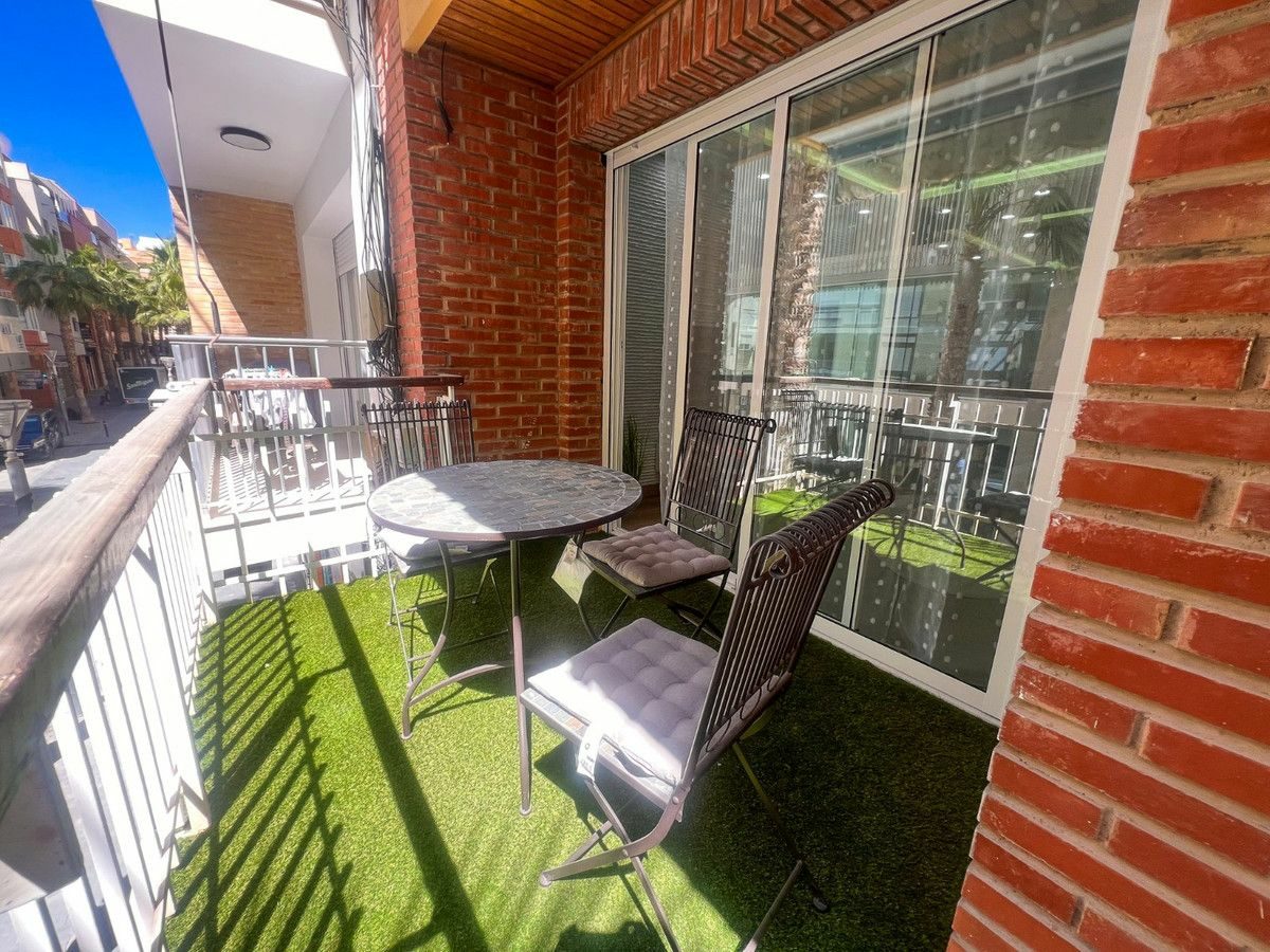 4-bedroom Apartment In Torrevieja, Spain (132 M²)