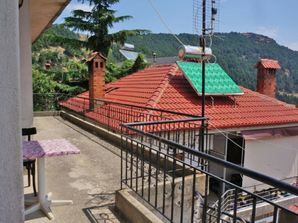 4-bedroom Detached House In Livadi, Greece (200 M²)