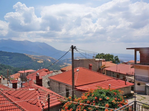 4-bedroom Detached House In Livadi, Greece (200 M²)