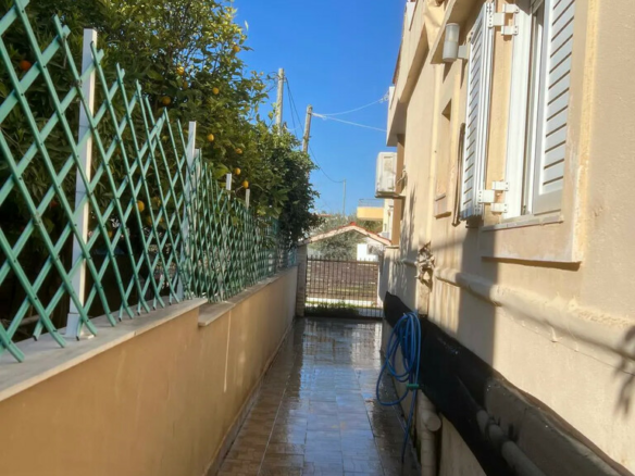 3-bedroom Detached House In Markopoulo, Greece (75 M²)