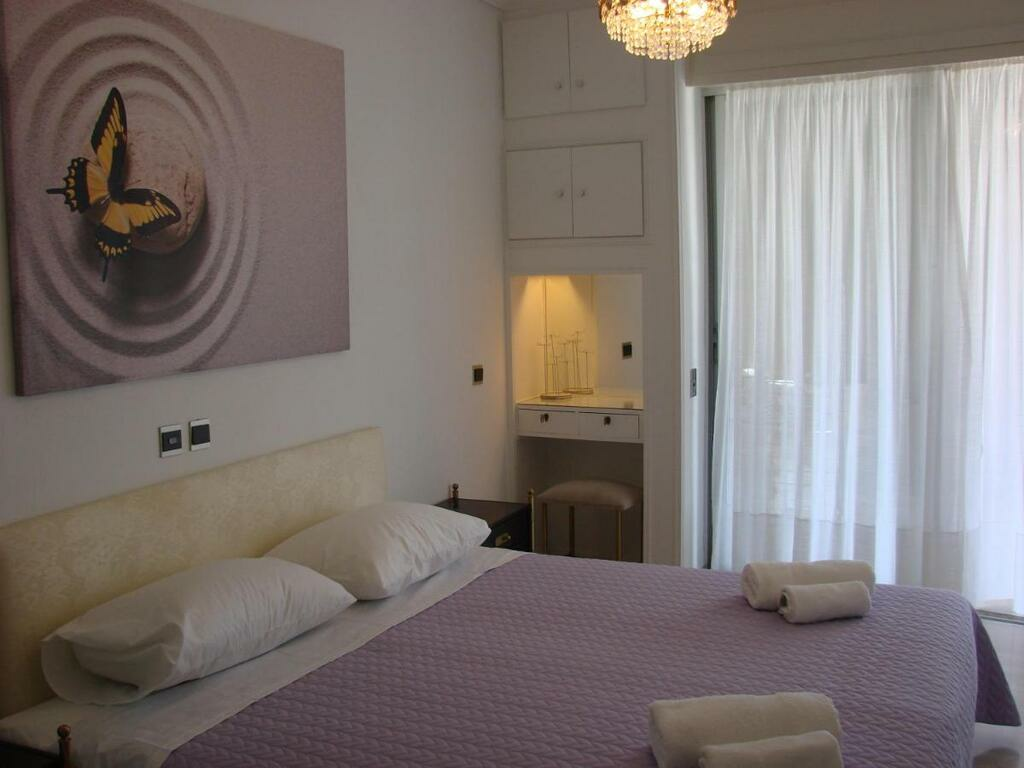 3-bedroom Maisonette In Loutraki-perachora, Greece (120 M²)