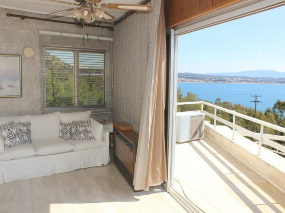3-bedroom Maisonette In Loutraki-perachora, Greece (120 M²)