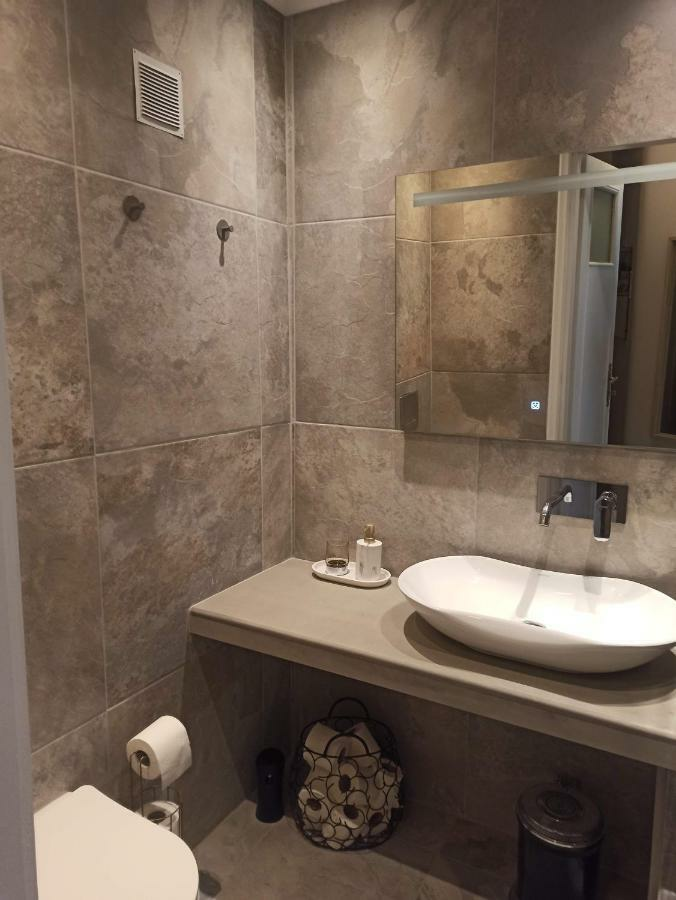 3-bedroom Maisonette In Loutraki-perachora, Greece (120 M²)
