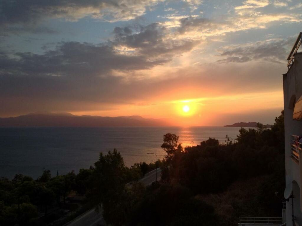 3-bedroom Maisonette In Loutraki-perachora, Greece (120 M²)