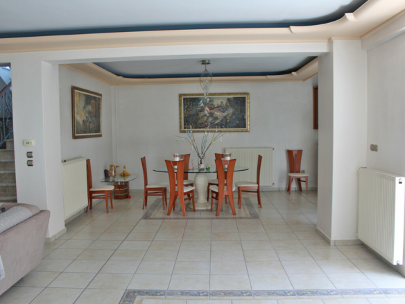 8-bedroom Villa In Katerini, Greece (697 M²)