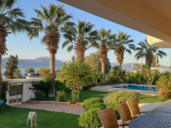 4-bedroom Villa In Oropos, Greece (390 M²)