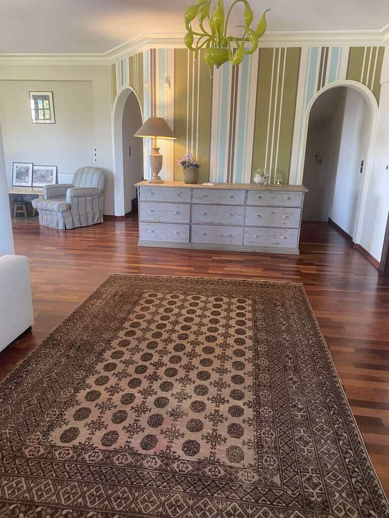 4-bedroom Villa In Oropos, Greece (390 M²)