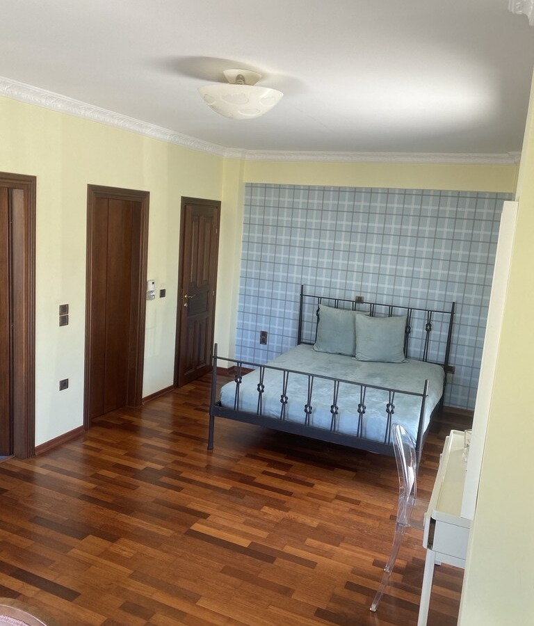 4-bedroom Villa In Oropos, Greece (390 M²)