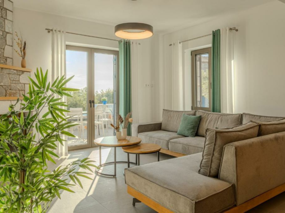 3-bedroom Detached House In Lefktros, Greece (139 M²)