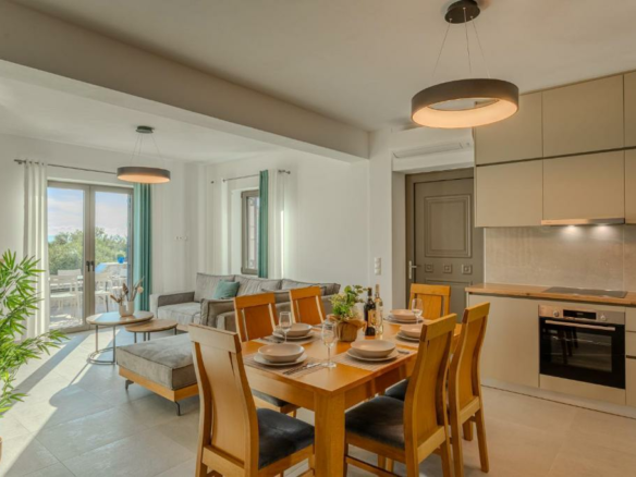 3-bedroom Detached House In Lefktros, Greece (139 M²)