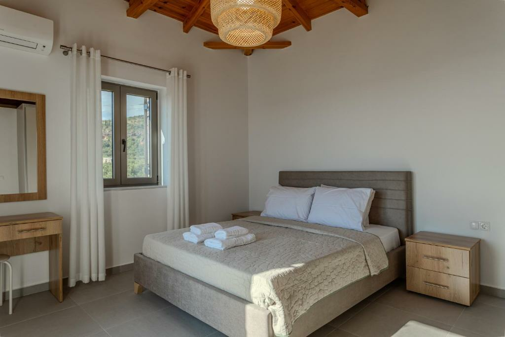 3-bedroom Detached House In Lefktros, Greece (139 M²)