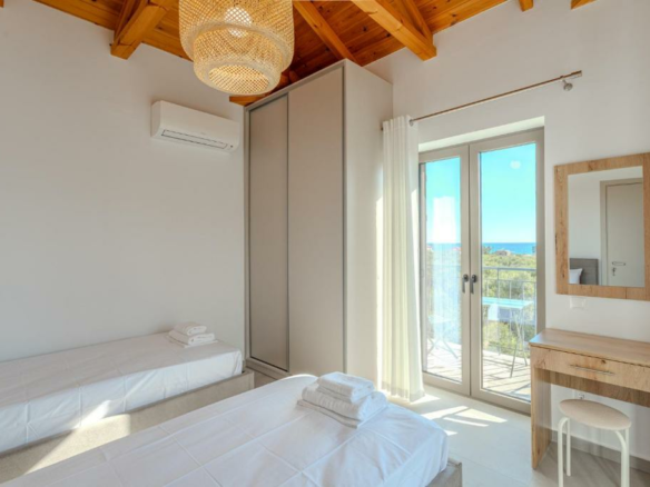 3-bedroom Detached House In Lefktros, Greece (139 M²)