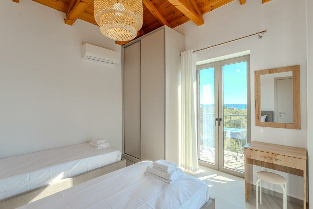 3-bedroom Detached House In Lefktros, Greece (139 M²)