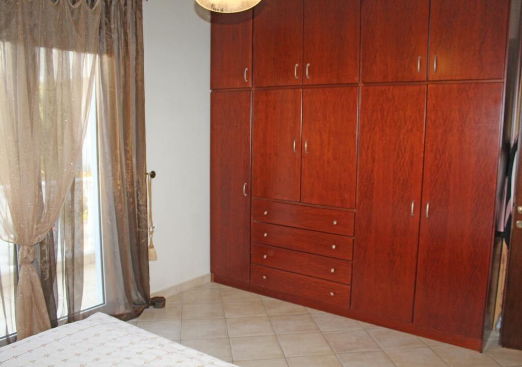 3-bedroom Flat In Paralia, Greece (119 M²)
