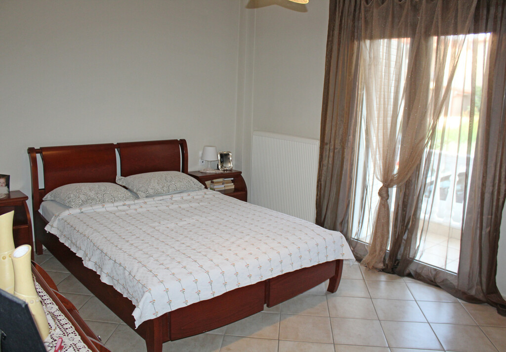 3-bedroom Flat In Paralia, Greece (119 M²)