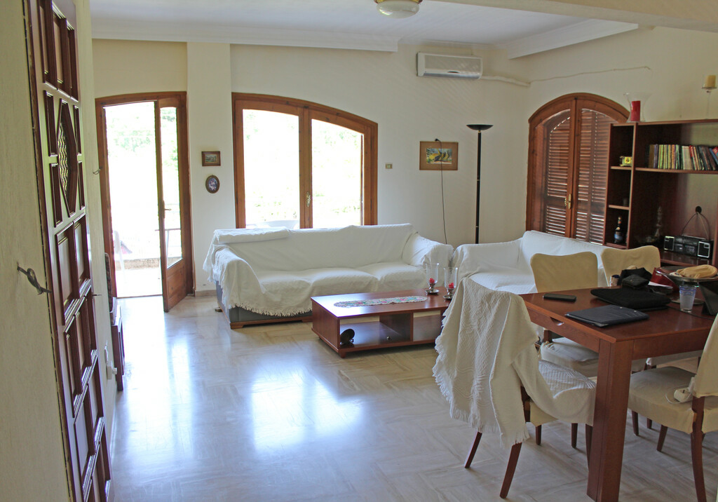 4-bedroom Detached House In Easts Olimpos, Greece (200 M²)