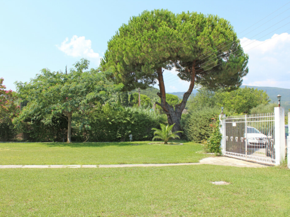4-bedroom Detached House In Easts Olimpos, Greece (200 M²)