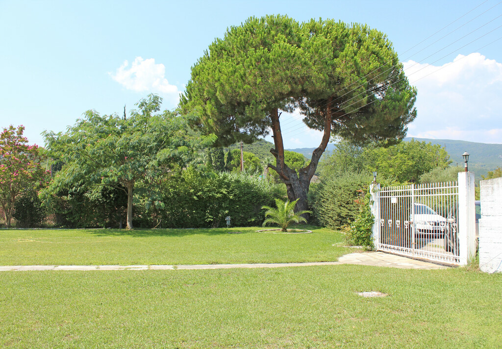 4-bedroom Detached House In Easts Olimpos, Greece (200 M²)