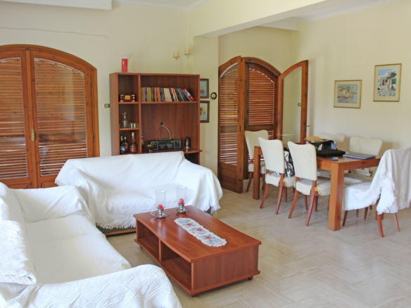 4-bedroom Detached House In Easts Olimpos, Greece (200 M²)