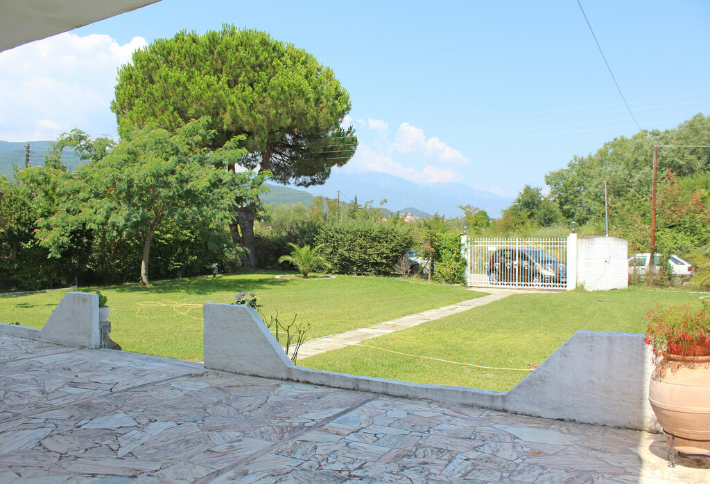 4-bedroom Detached House In Easts Olimpos, Greece (200 M²)