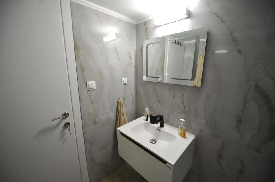 2-bedroom Flat In Analipsi – Mpotsari – Nea Paralia, Greece (77 M²)