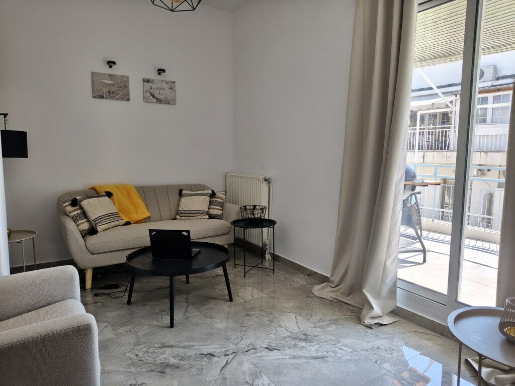2-bedroom Flat In Analipsi – Mpotsari – Nea Paralia, Greece (77 M²)