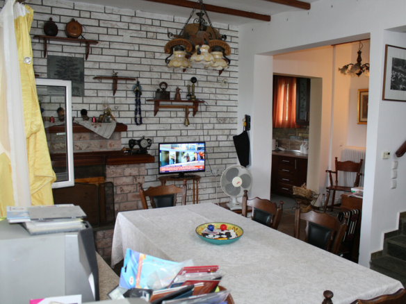 4-bedroom Detached House In Easts Olimpos, Greece (131 M²)