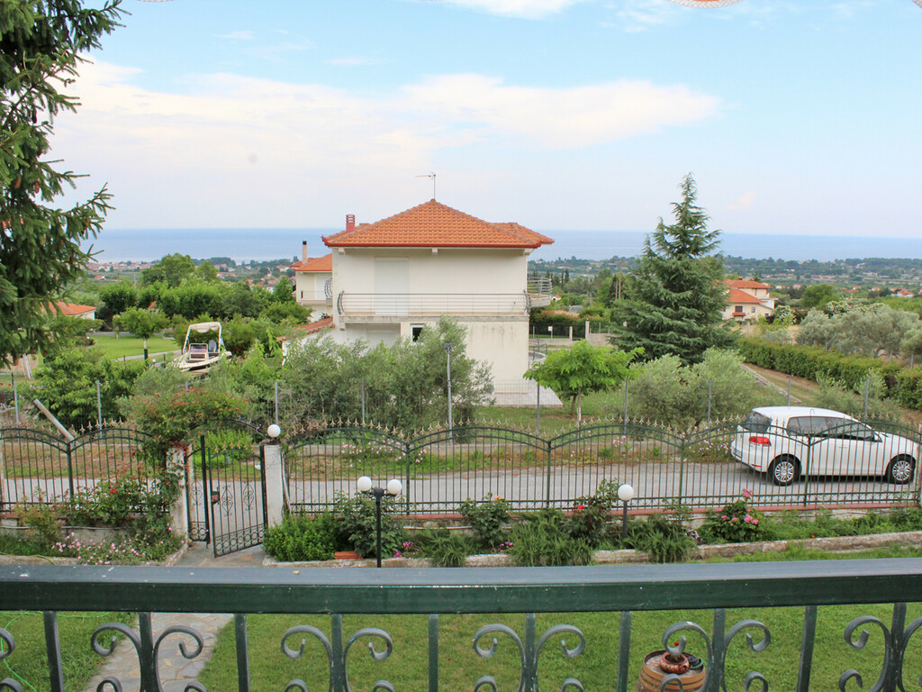 4-bedroom Detached House In Easts Olimpos, Greece (131 M²)