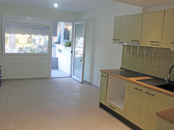 Flat 48 M2 In Easts Olimpos, Greece