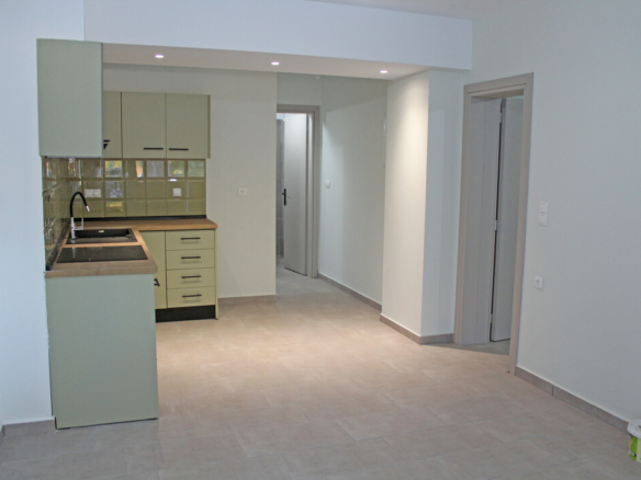 Flat 48 M2 In Easts Olimpos, Greece