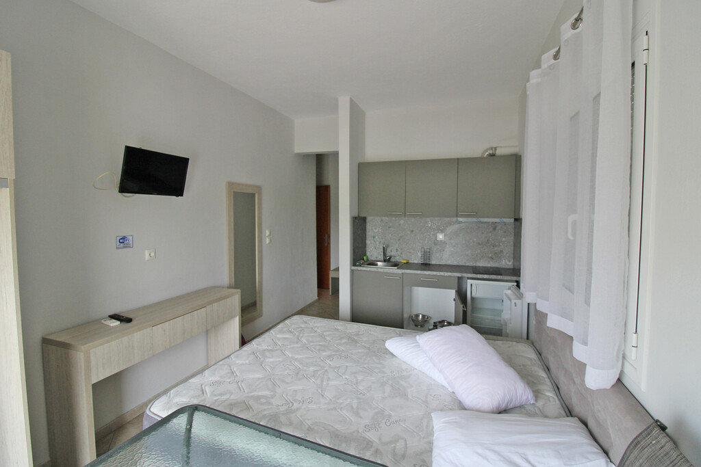 Flat 40 M2 In Easts Olimpos, Greece