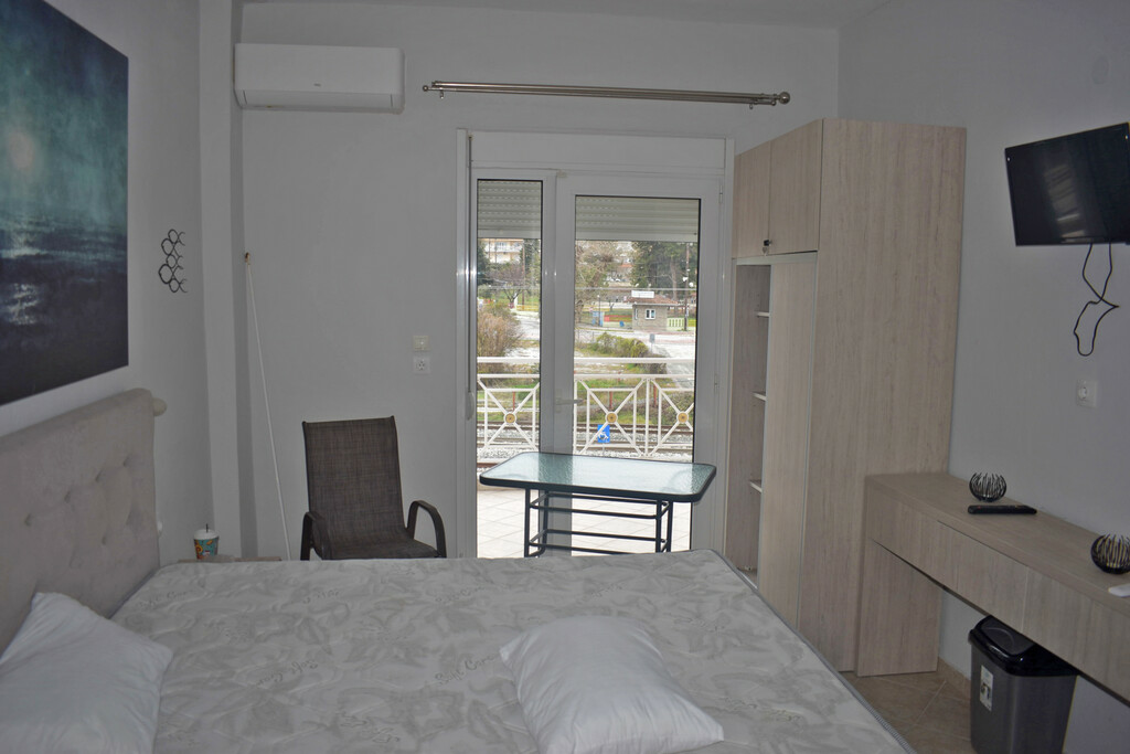 Flat 40 M2 In Easts Olimpos, Greece