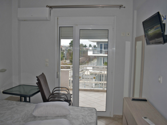 Flat 47 M2 In Easts Olimpos, Greece