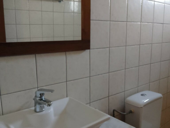 Hotel 1000 M2 In Agia, Greece