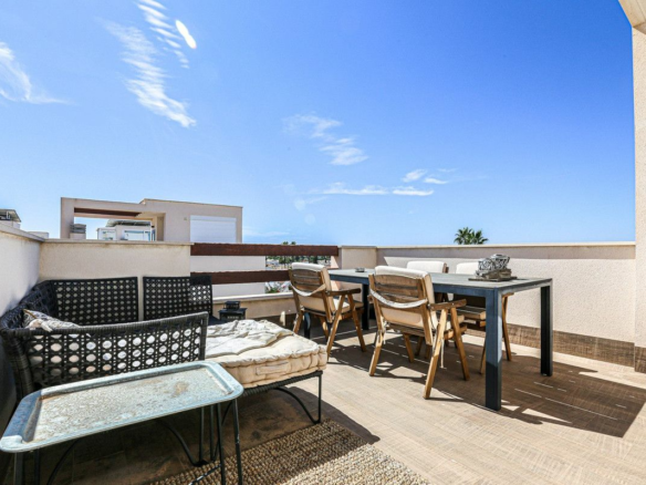 3-bedroom Villa In Rojales, Spain (101 M²)
