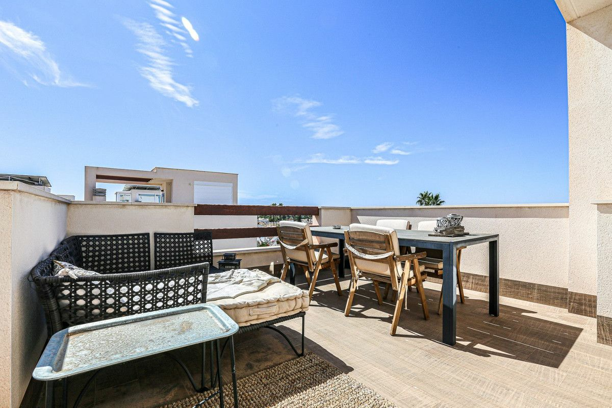 3-bedroom Villa In Rojales, Spain (101 M²)